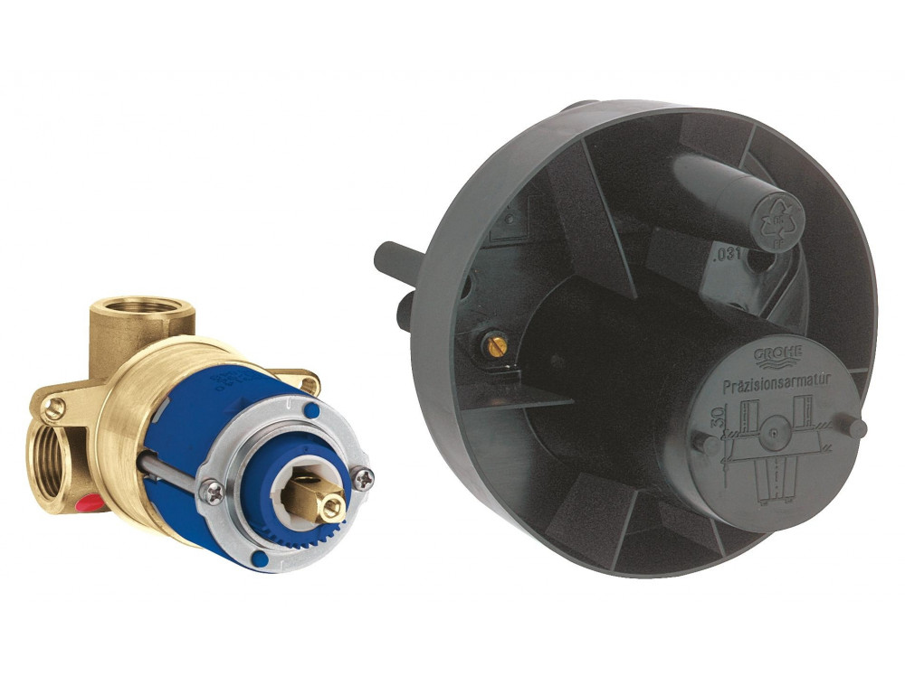 33964000  в фирменном магазине Grohe