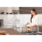 Смеситель для кухонной мойки GROHE Essence с вытяжным душем, хром 