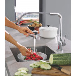 Смеситель для кухонной мойки GROHE Essence с вытяжным изливом 2jet, хром 